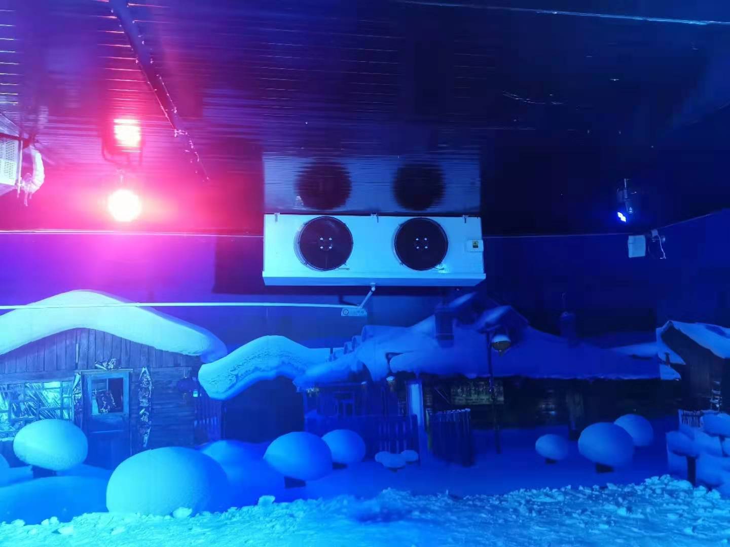 滑雪場(chǎng)，室內(nèi)冰雪世界冷庫(kù)歡樂(lè)谷建造